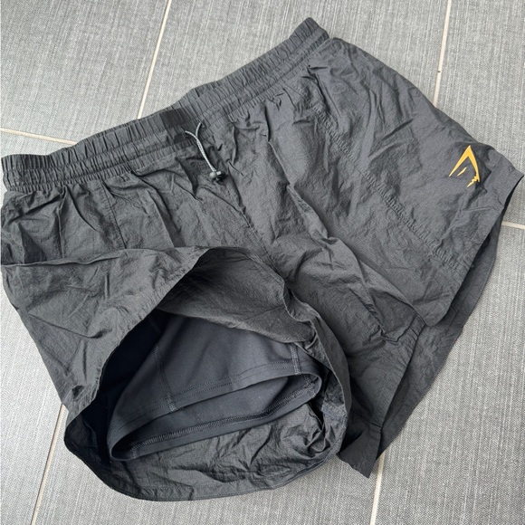 Gymshark 2 in 1 shorts - small - Picture 2 of 5